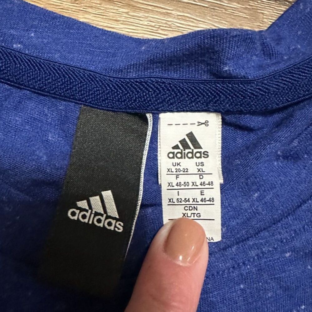 Women's Adidas Workout Tank Top Blue Size XL GUC! - Picture 3 of 4